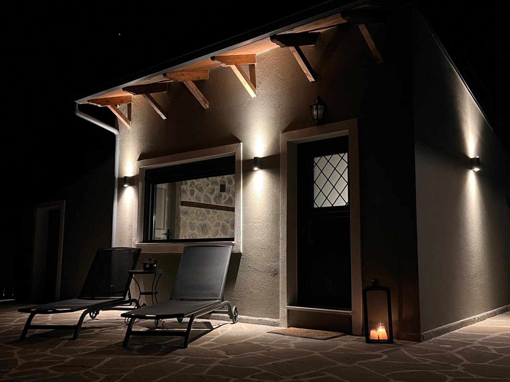 Tovouno Guest House Plaka  Exterior photo